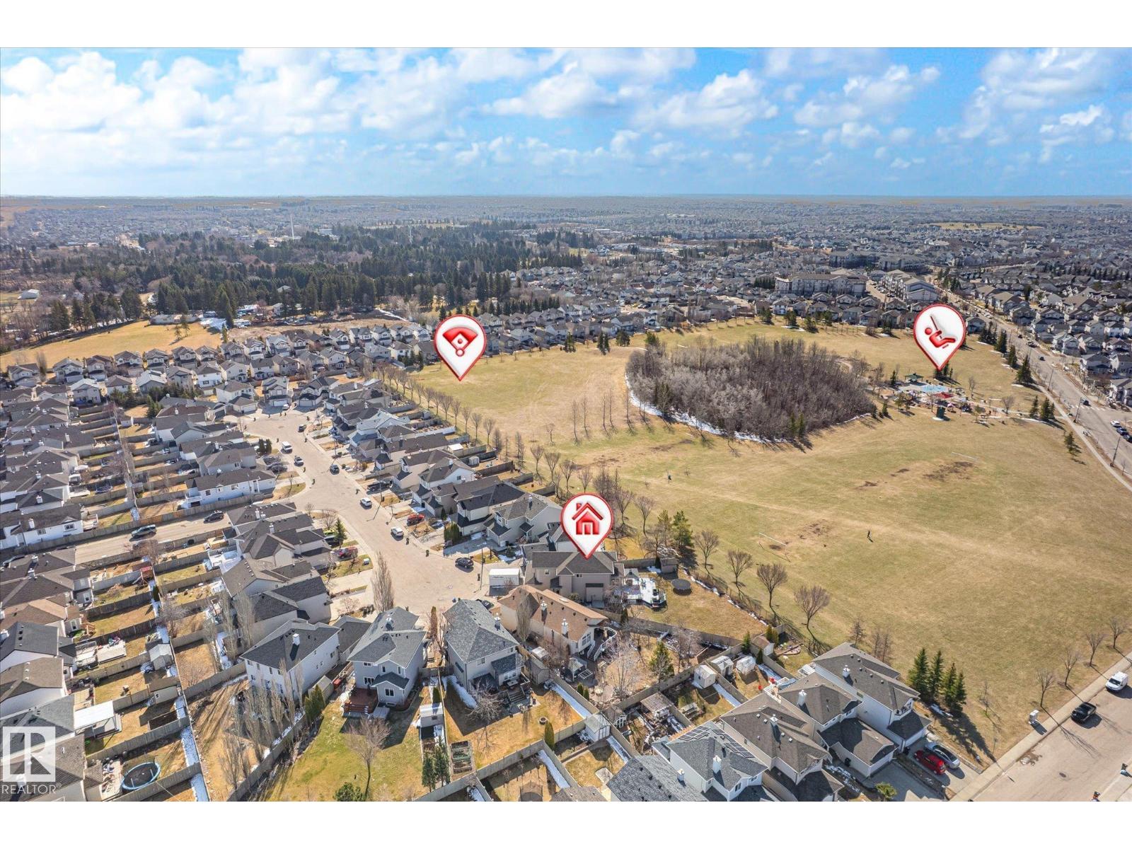 8027 3 AV SW, Edmonton