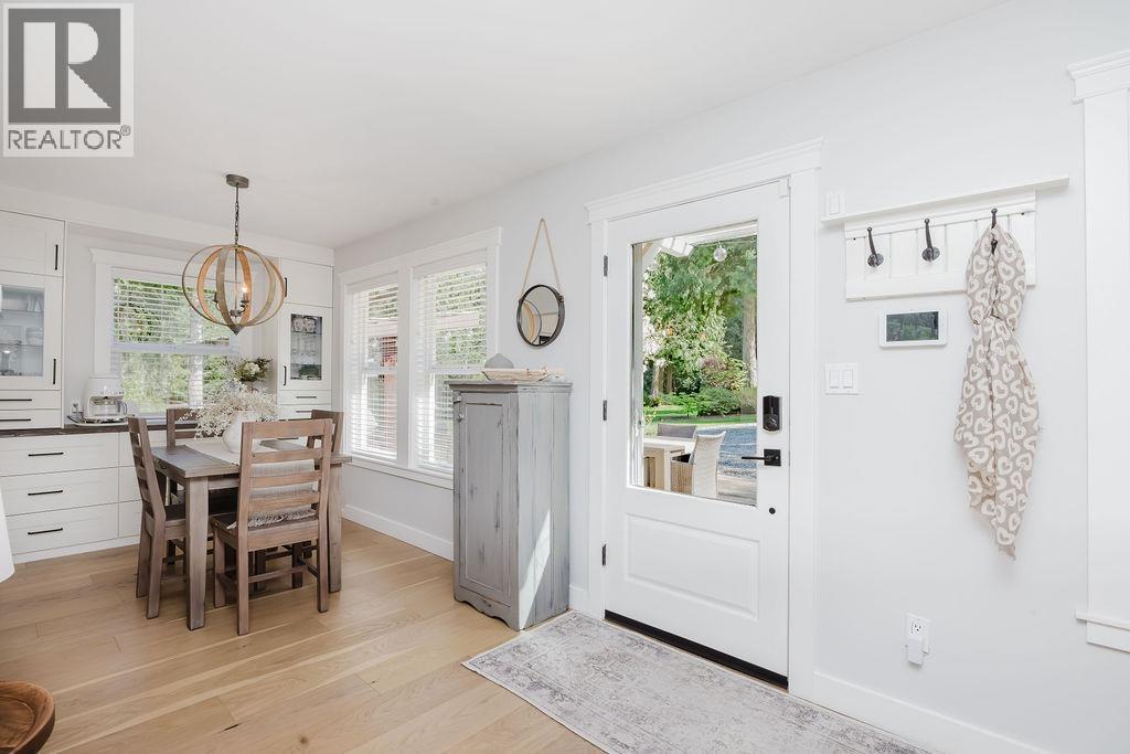 115 WILLIAMSONS LANDING ROAD, Gibsons