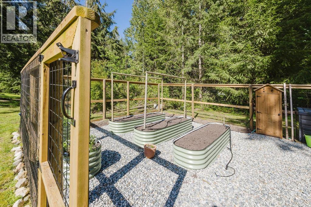 115 WILLIAMSONS LANDING ROAD, Gibsons