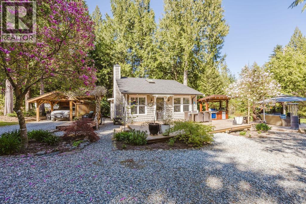 115 WILLIAMSONS LANDING ROAD, Gibsons