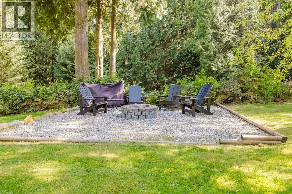 115 WILLIAMSONS LANDING ROAD, Gibsons