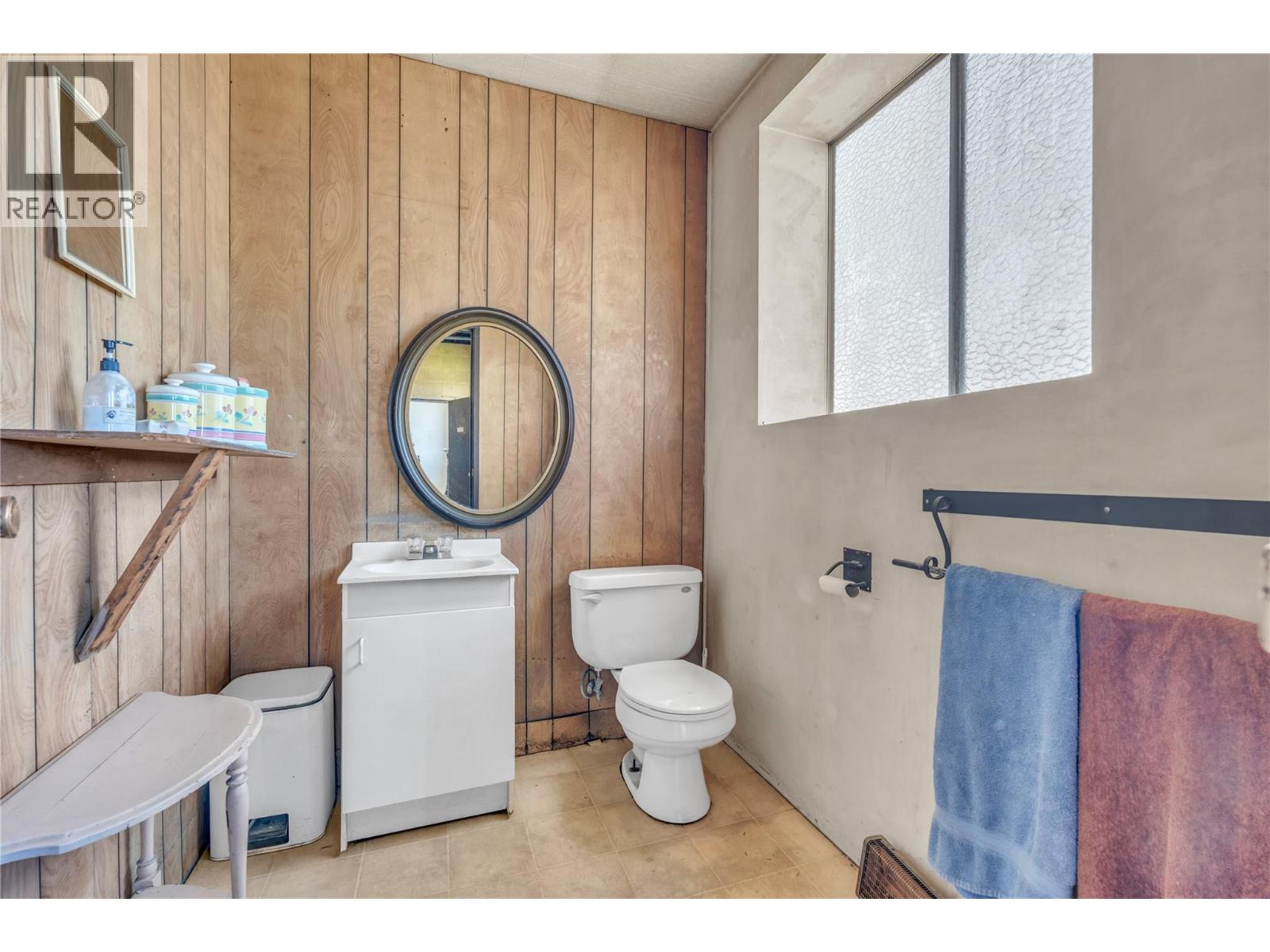 15817 Logie Road, Summerland