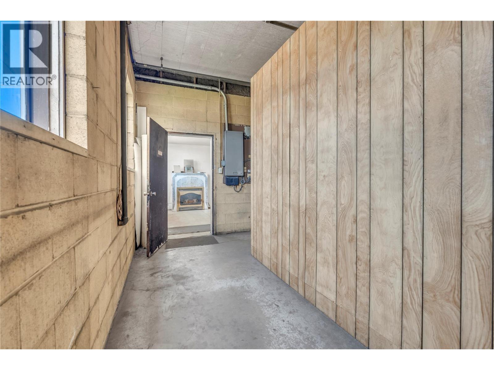 15817 Logie Road, Summerland