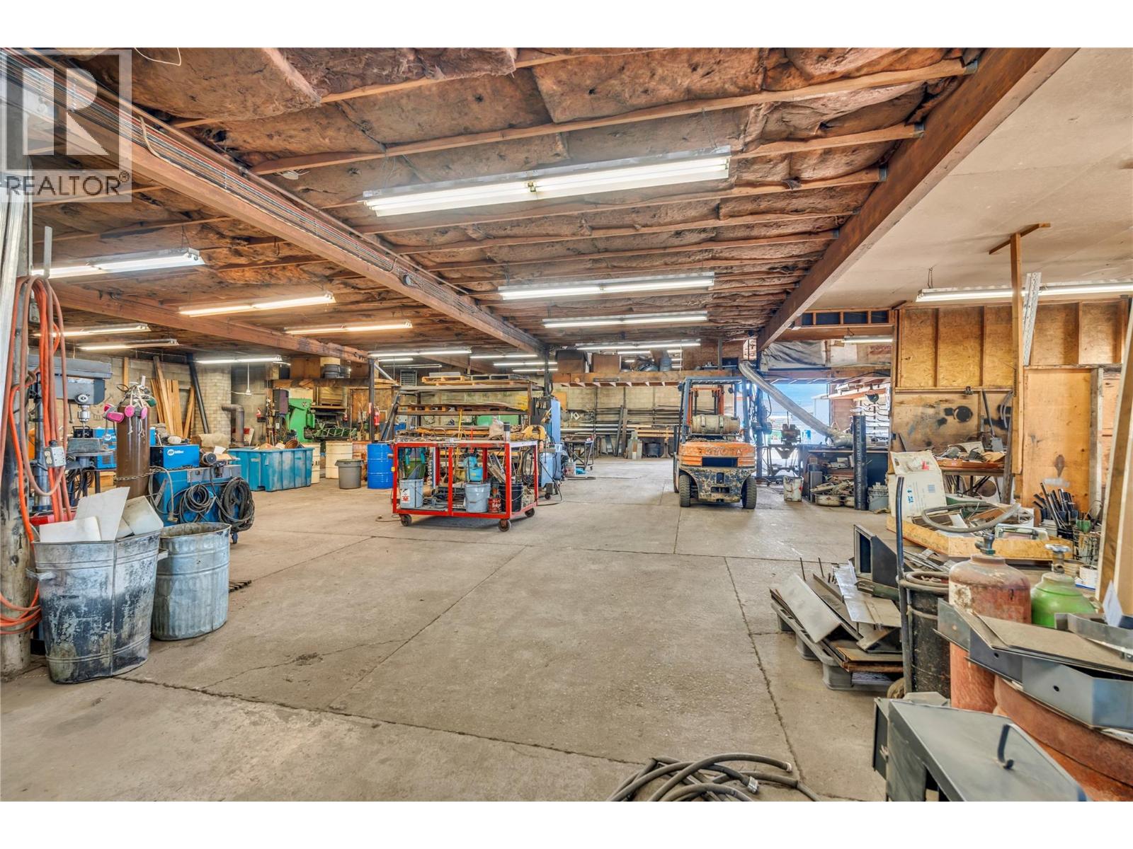 15817 Logie Road, Summerland