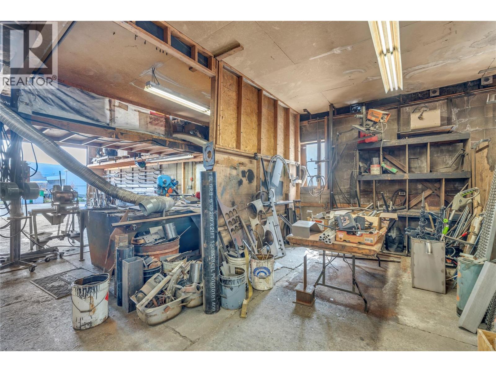 15817 Logie Road, Summerland