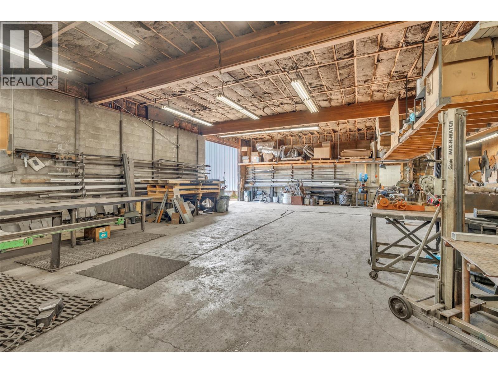 15817 Logie Road, Summerland