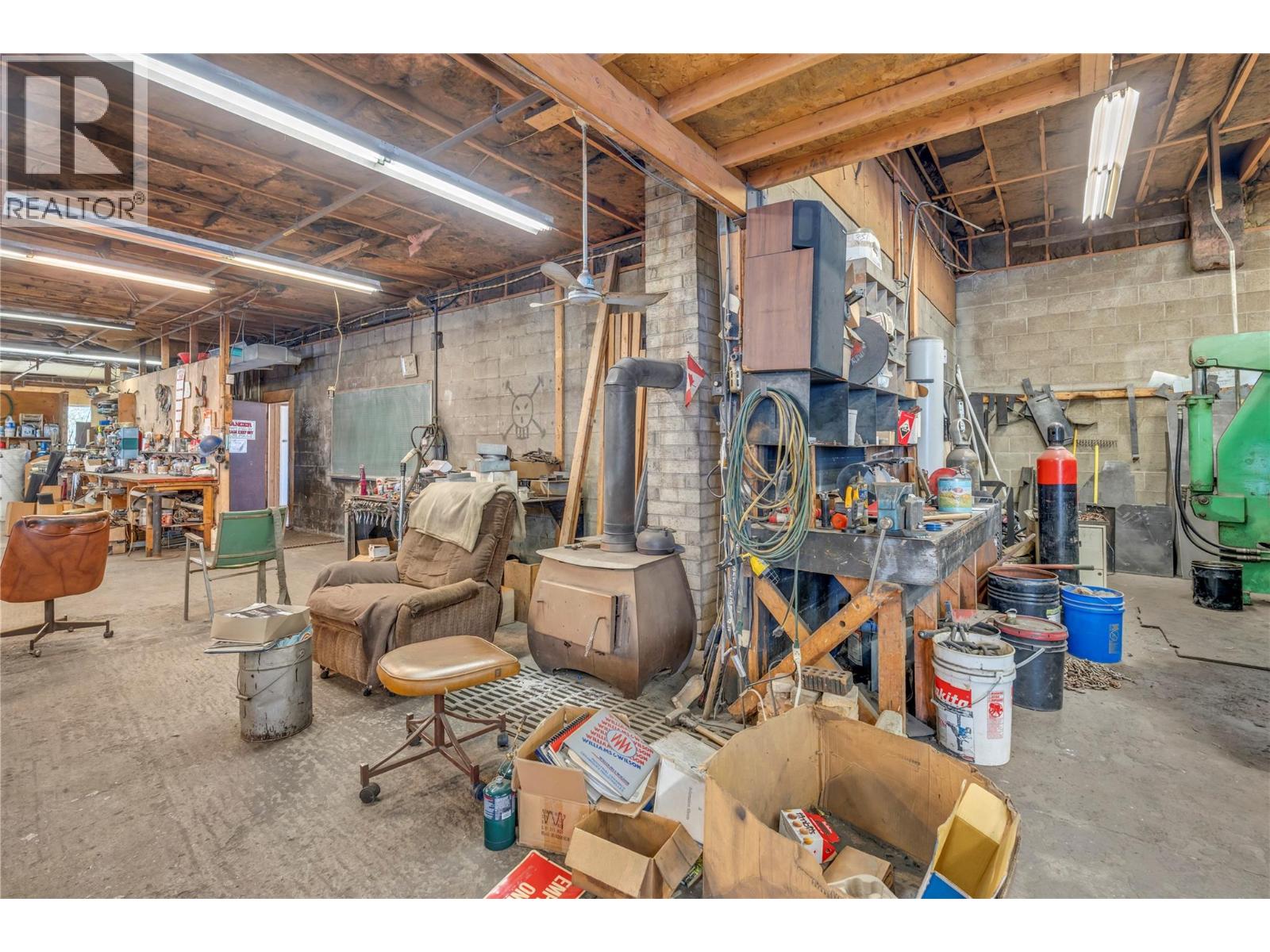 15817 Logie Road, Summerland