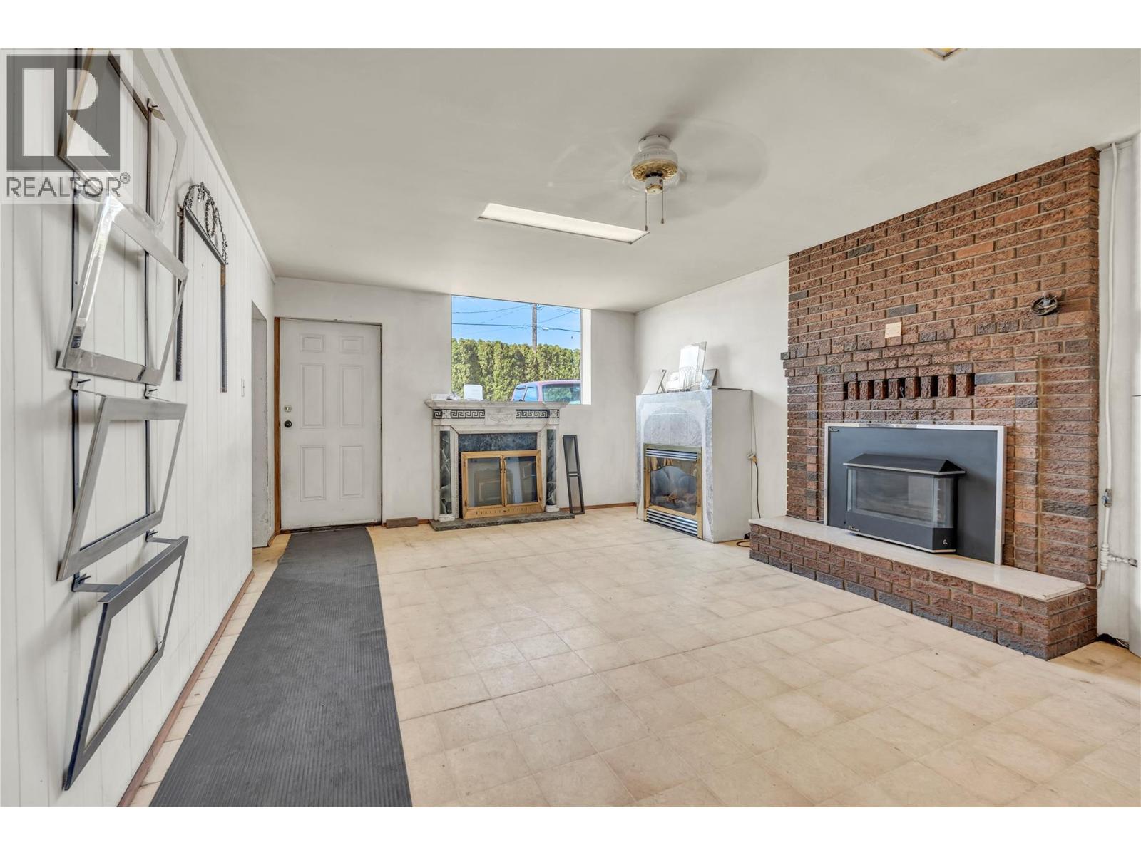 15817 Logie Road, Summerland