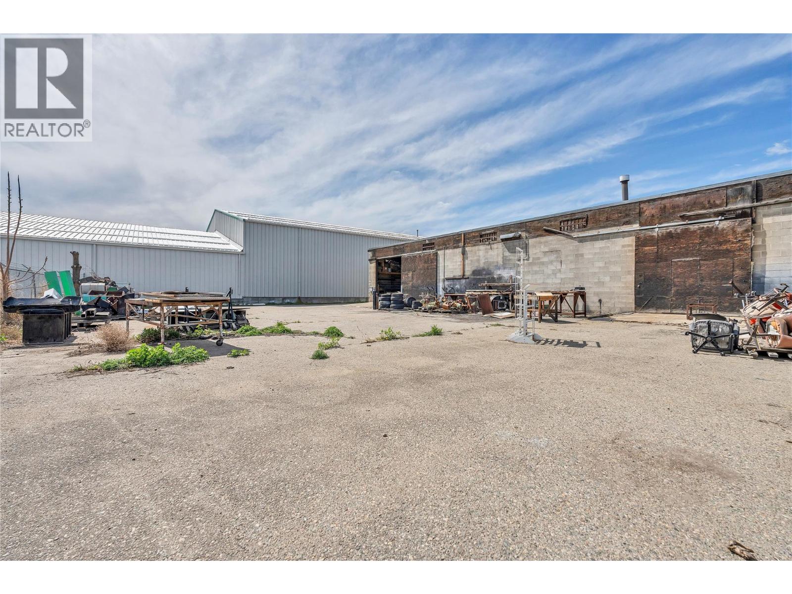 15817 Logie Road, Summerland