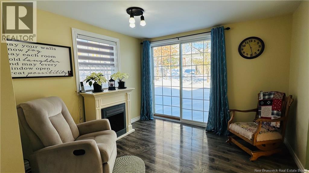 834 Central Street - 12