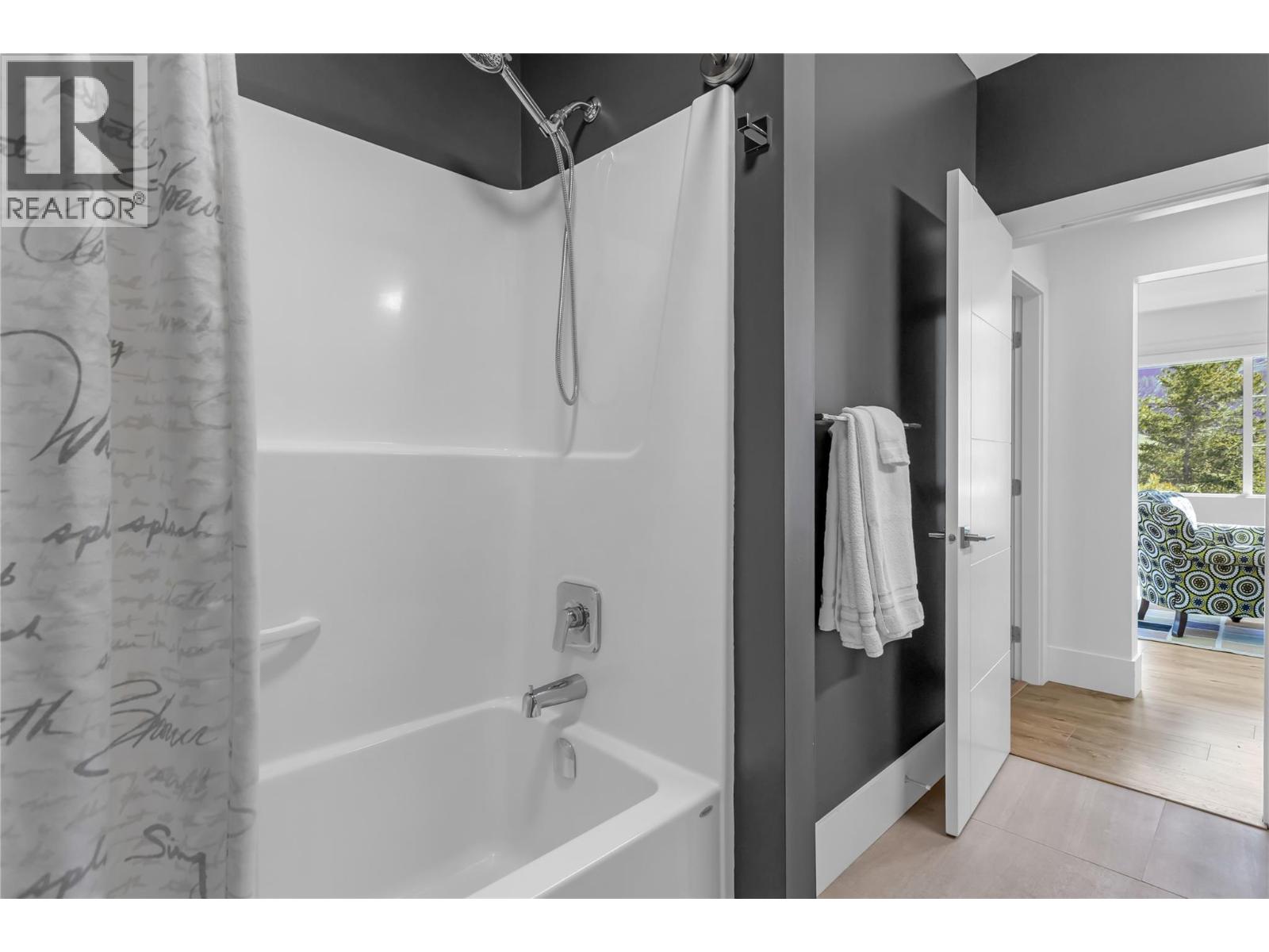  508 Carnoustie Drive, Kelowna