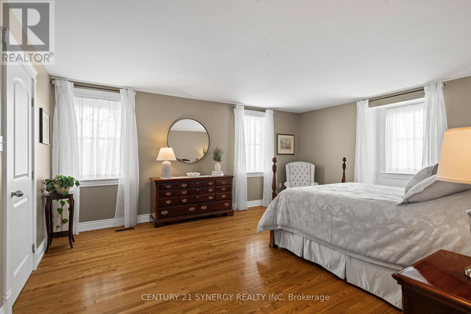 183 HAMILTON ROAD - 19