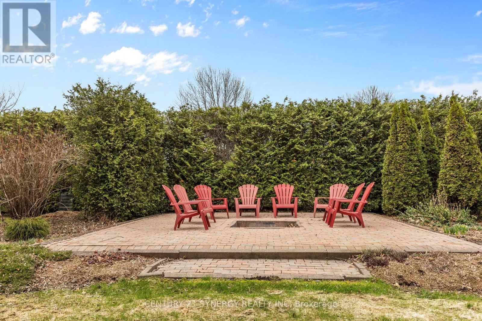 183 HAMILTON ROAD - 33