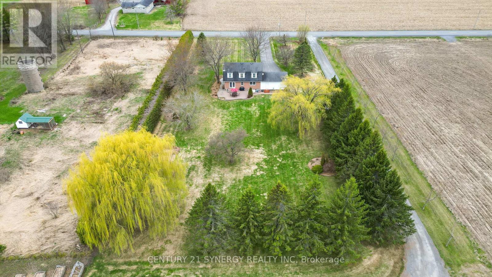 183 HAMILTON ROAD - 38