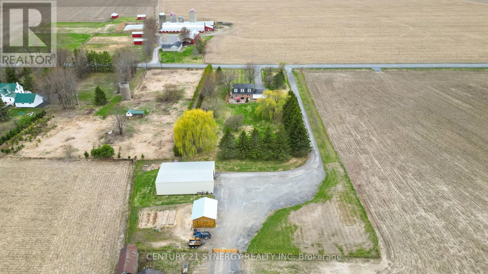 183 HAMILTON ROAD - 40