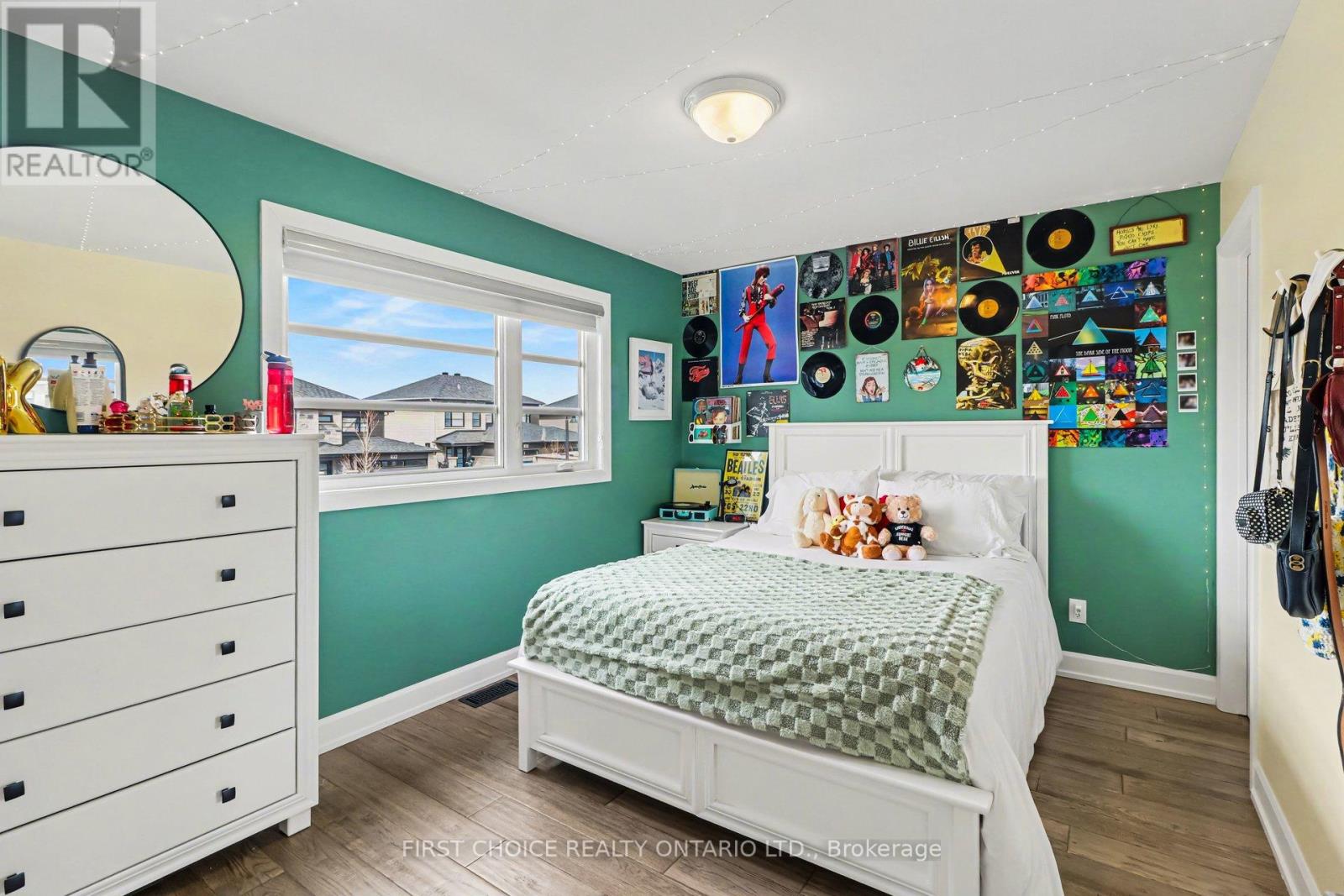 540 LUCENT STREET - 18