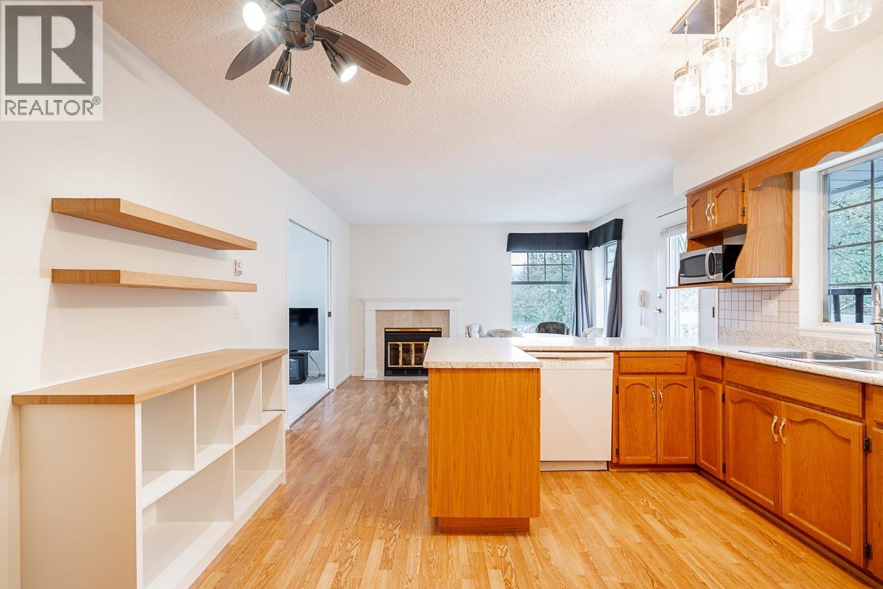 318 22514 116 AVENUE, Maple Ridge