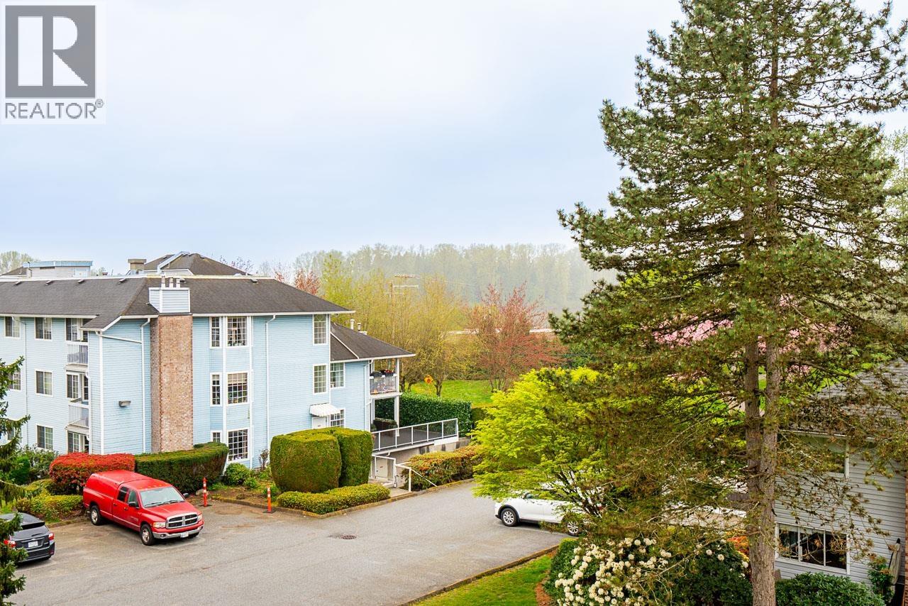 318 22514 116 AVENUE, Maple Ridge