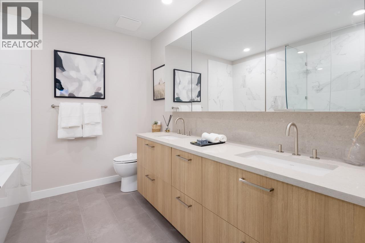 #510-4909 ELLIOTT Street, Delta