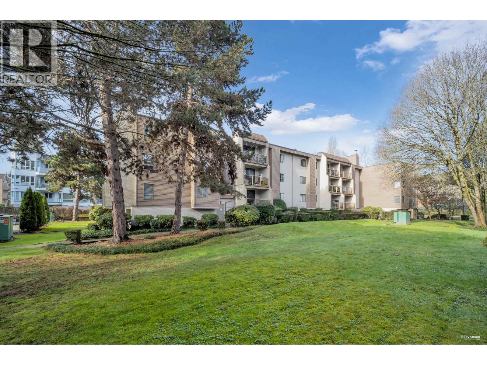 #305-8720 LANSDOWNE Road, Richmond