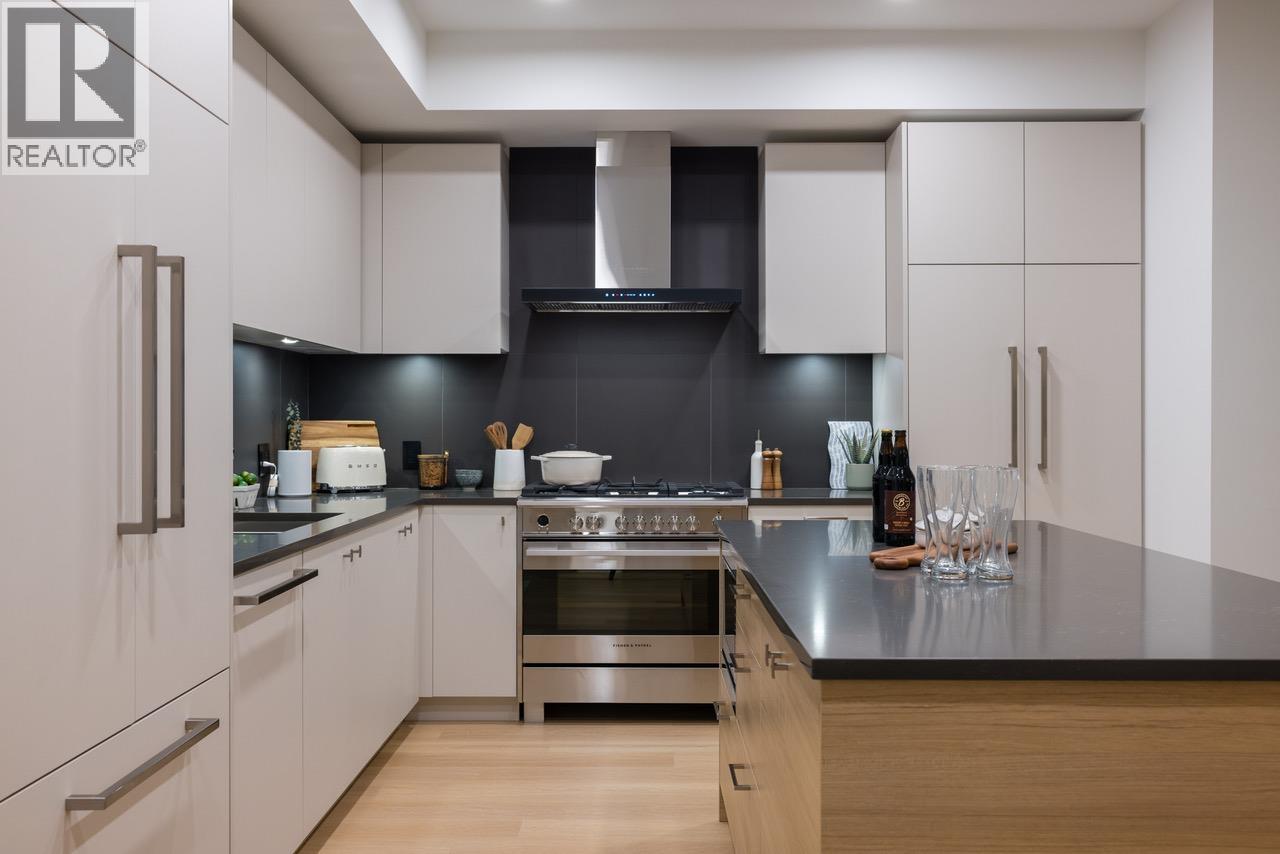 #403-4909 ELLIOTT Street, Delta