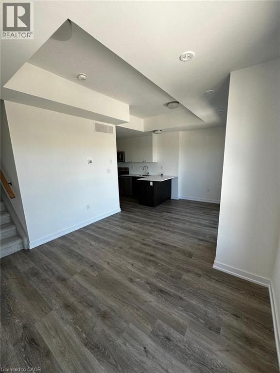 40 PALACE Street Unit# J6, Kitchener, Ontario, N2E0L2 — Photo 6