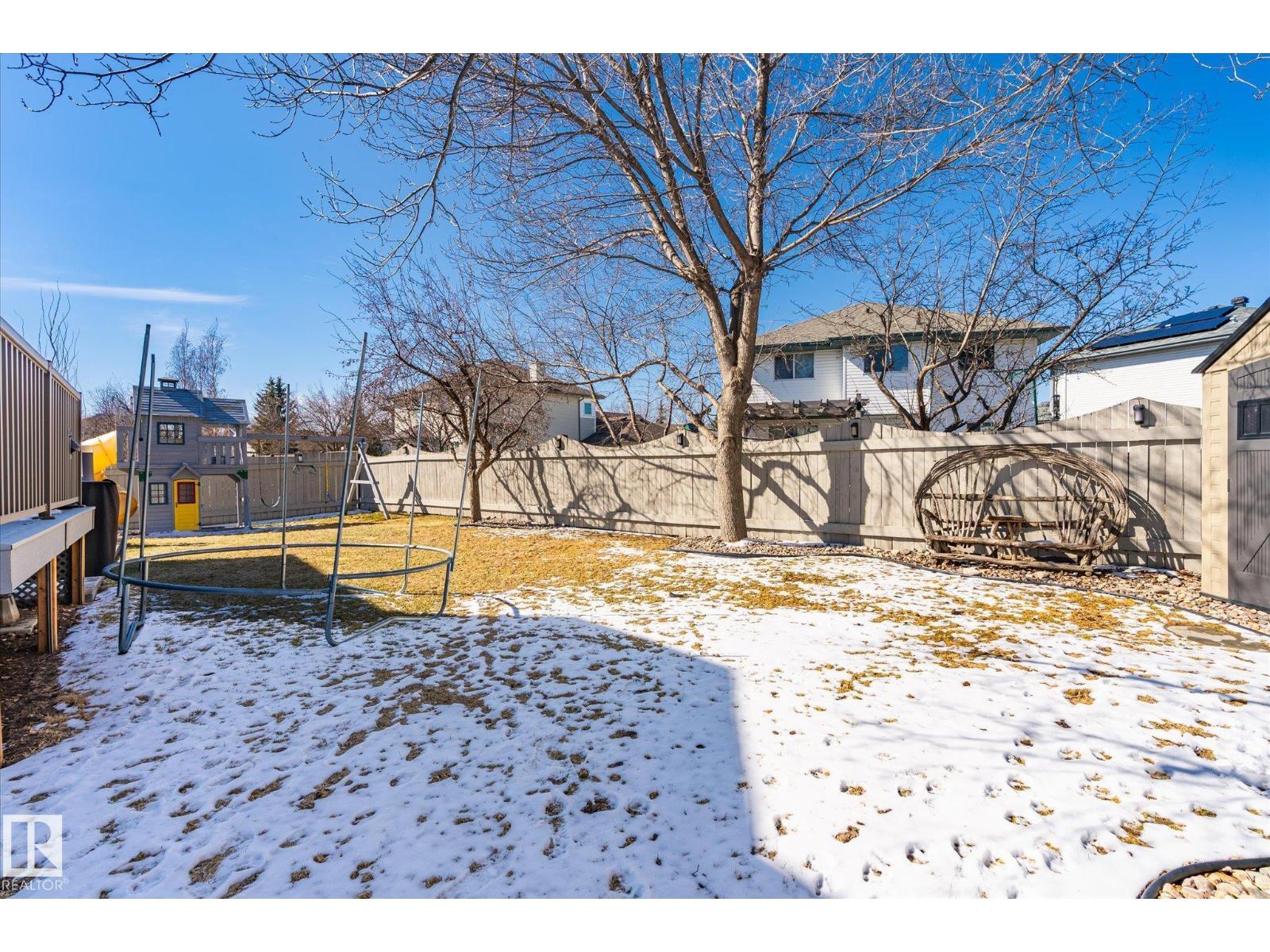 40 DUNFIELD CR, St. Albert