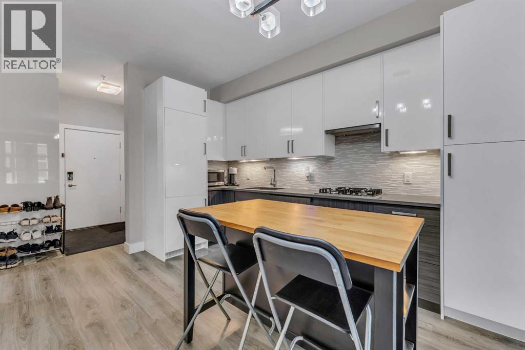#102 515 4 Avenue NE - 4