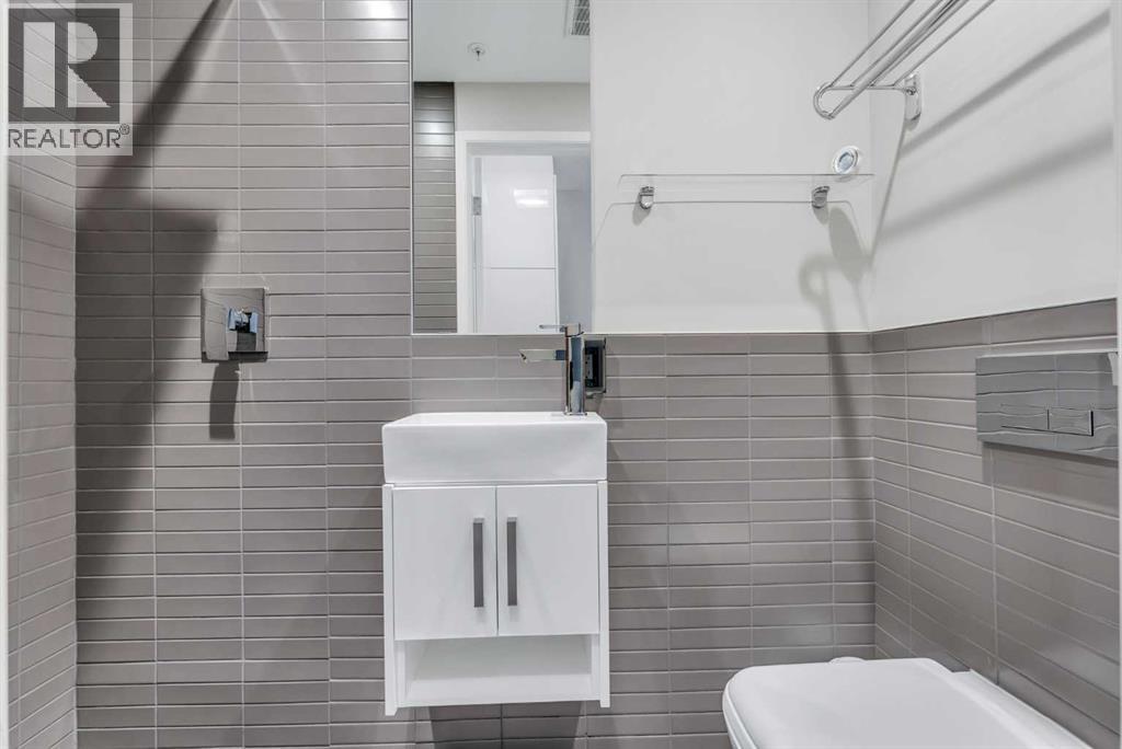 #102 515 4 Avenue NE - 16