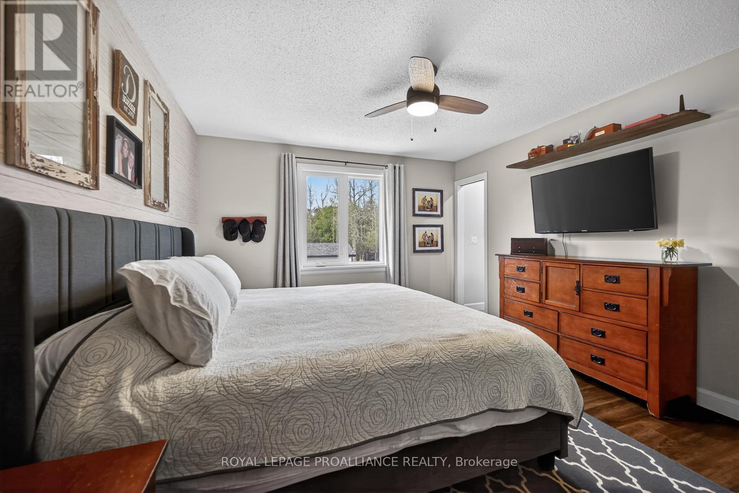 9 WILLOW DRIVE - 16