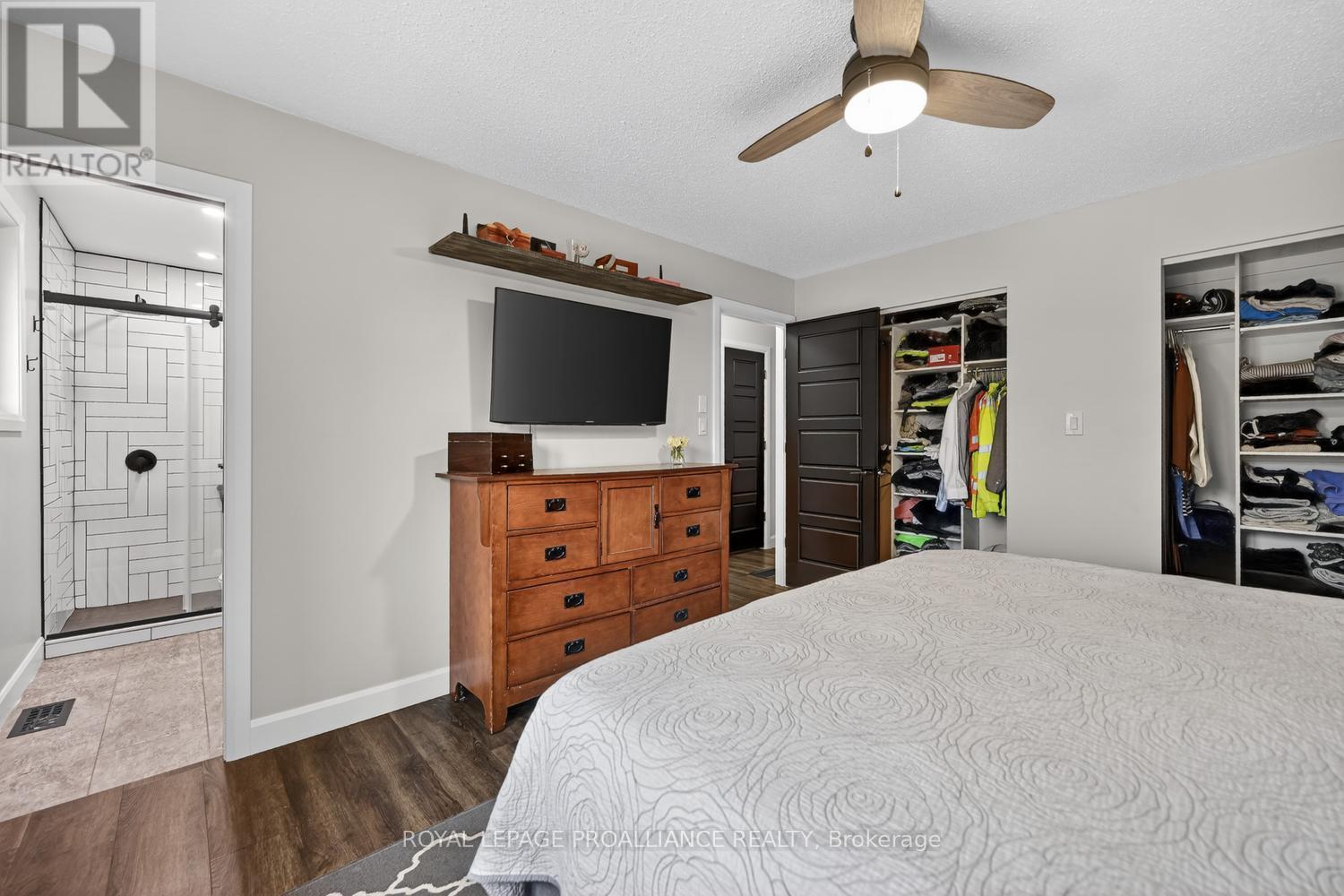 9 WILLOW DRIVE - 18