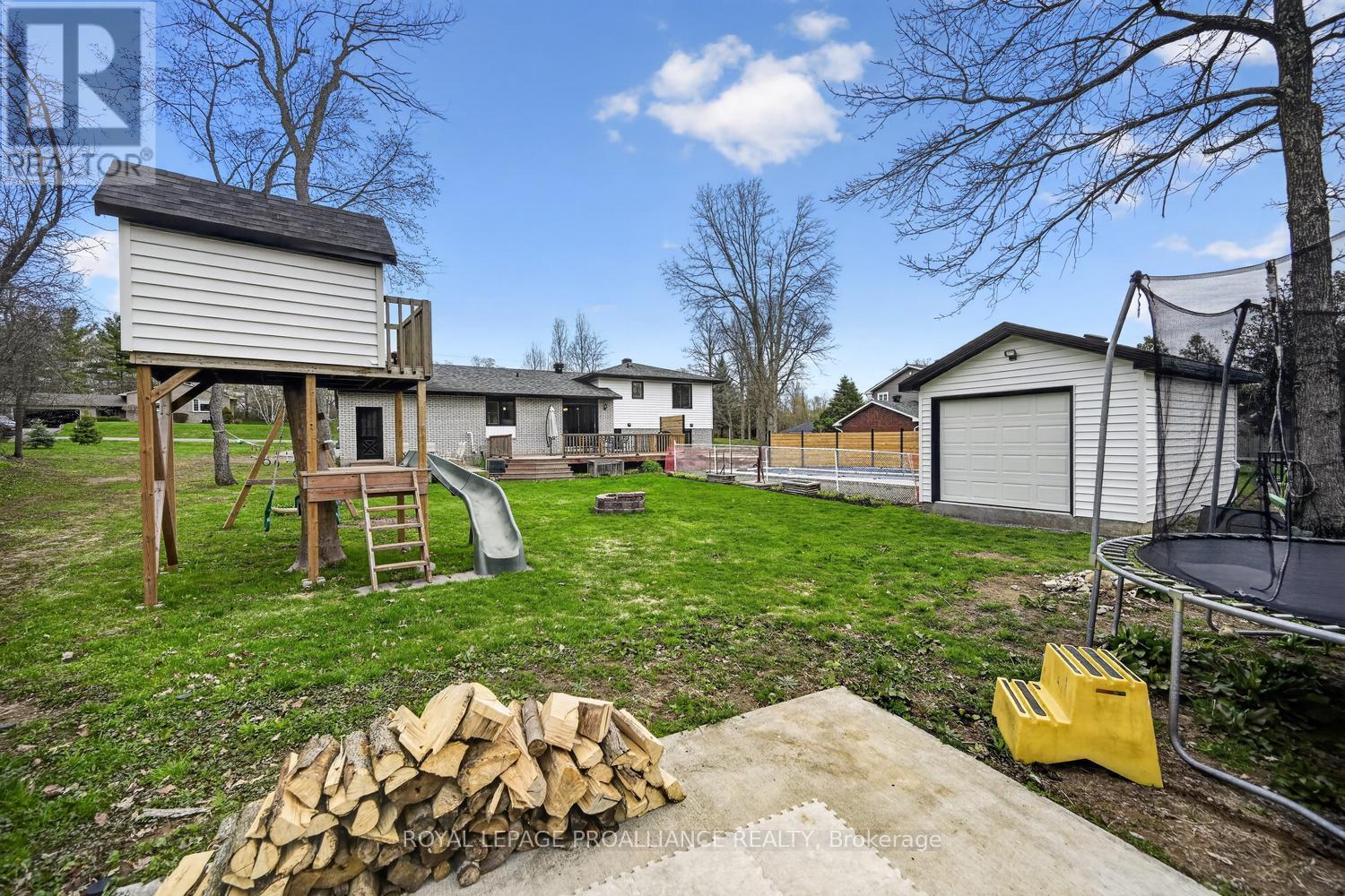 9 WILLOW DRIVE - 35