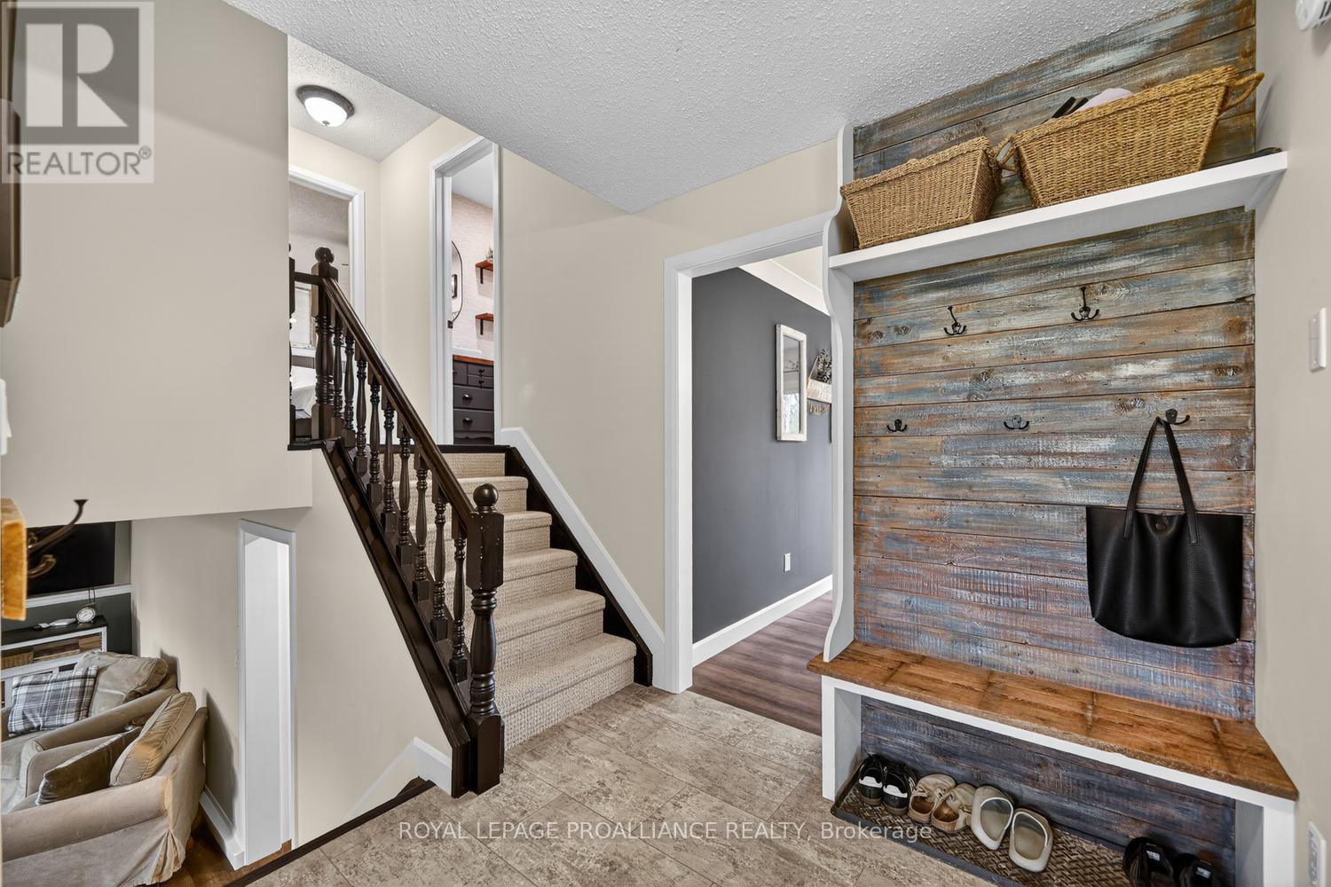 9 WILLOW DRIVE - 5