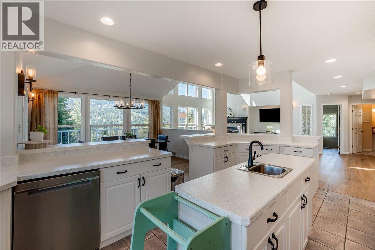 5839 Sunset Drive, Nelson