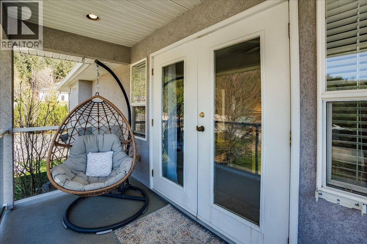 5839 Sunset Drive, Nelson