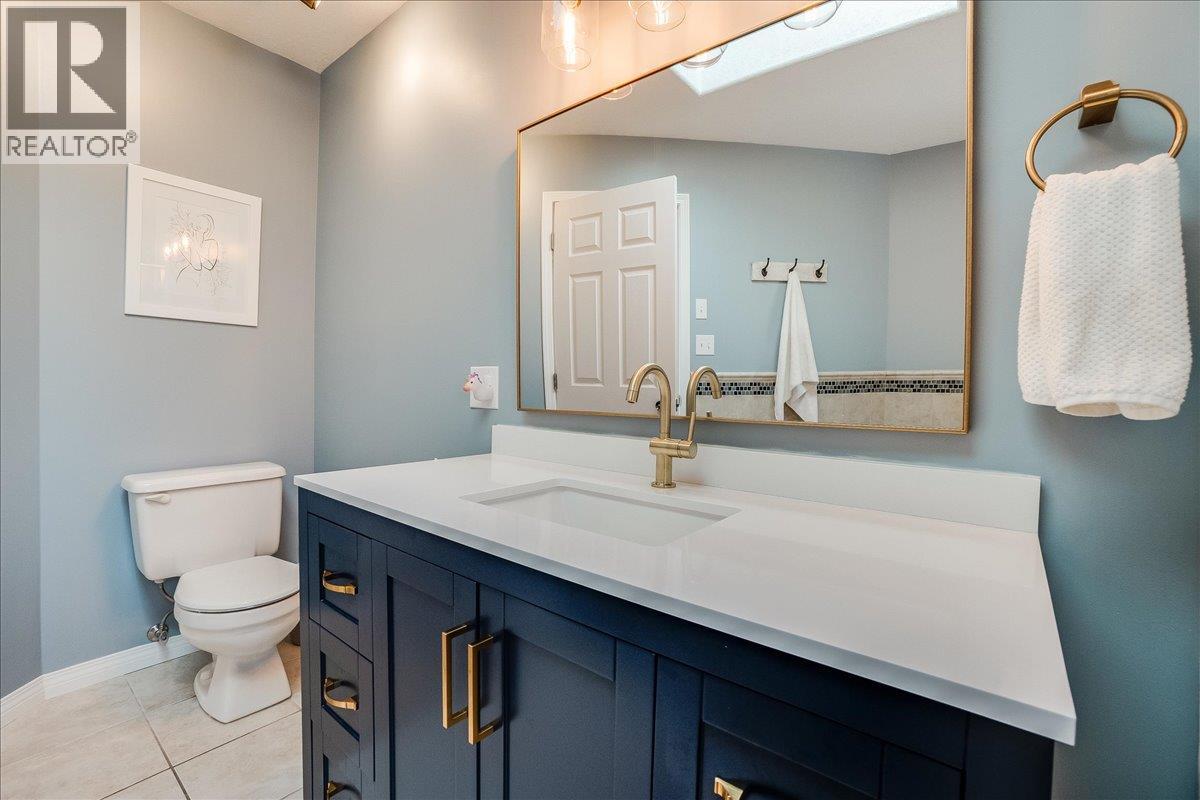 5839 Sunset Drive, Nelson