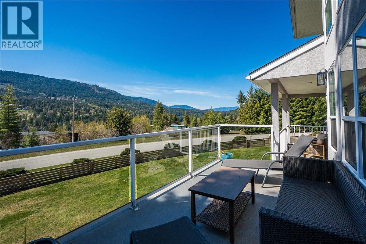 5839 Sunset Drive, Nelson