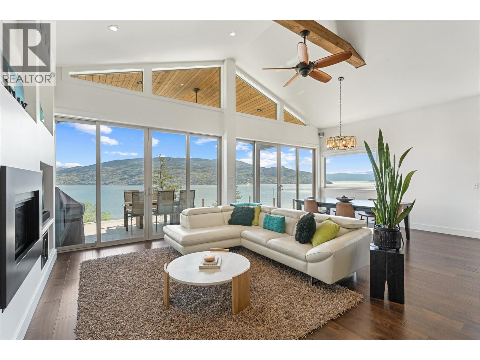 6267 Sundstrom Place Unit# 11, Peachland