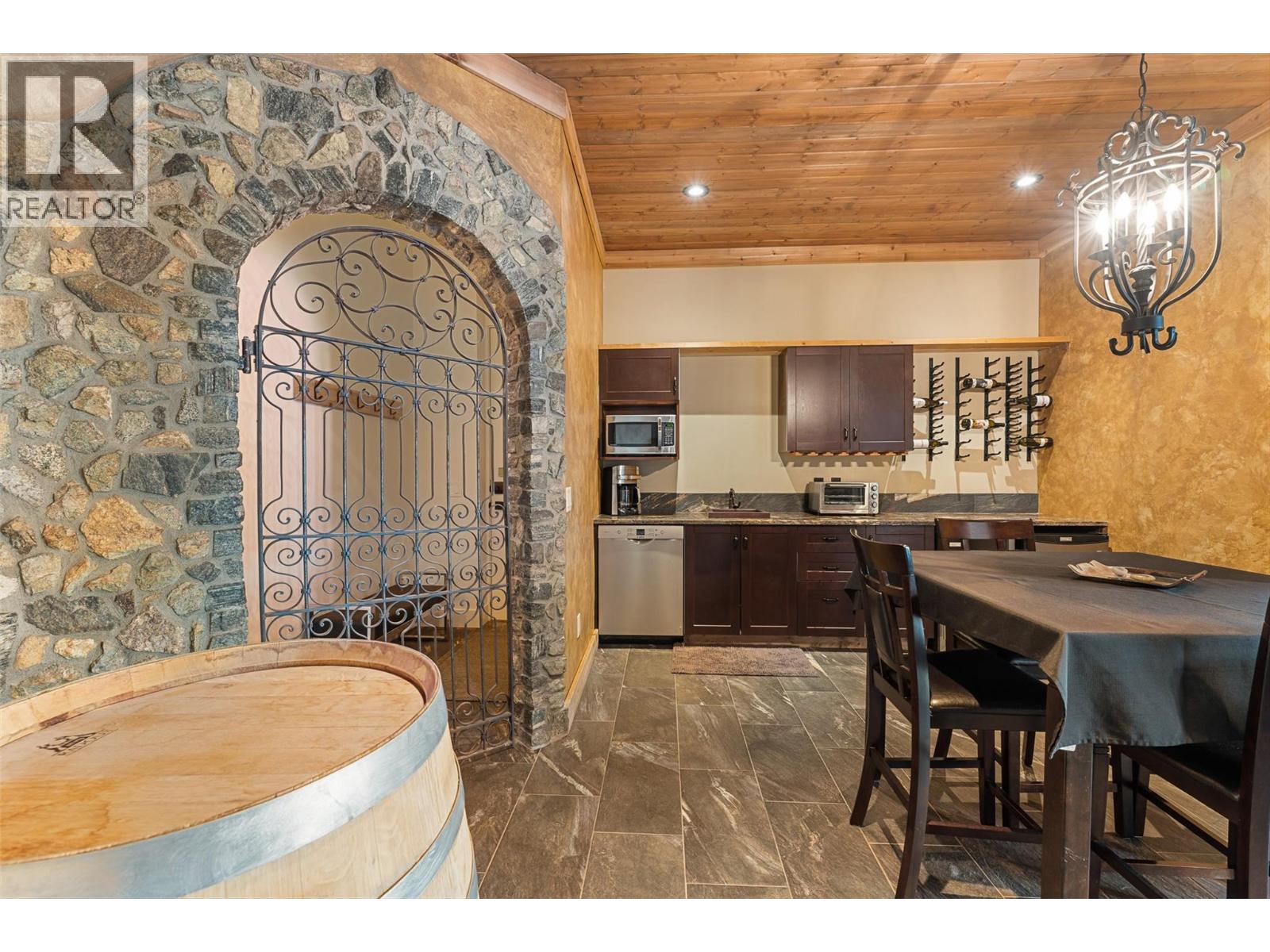 6267 Sundstrom Place Unit# 11, Peachland