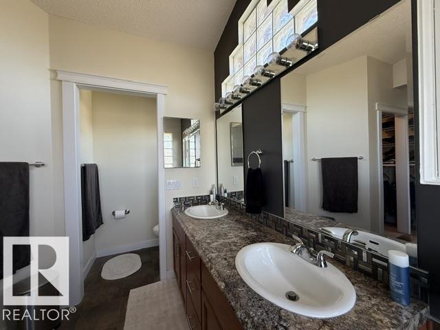 356 WEBER WY NW, Edmonton