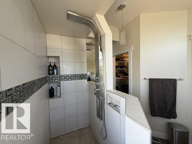 356 WEBER WY NW, Edmonton