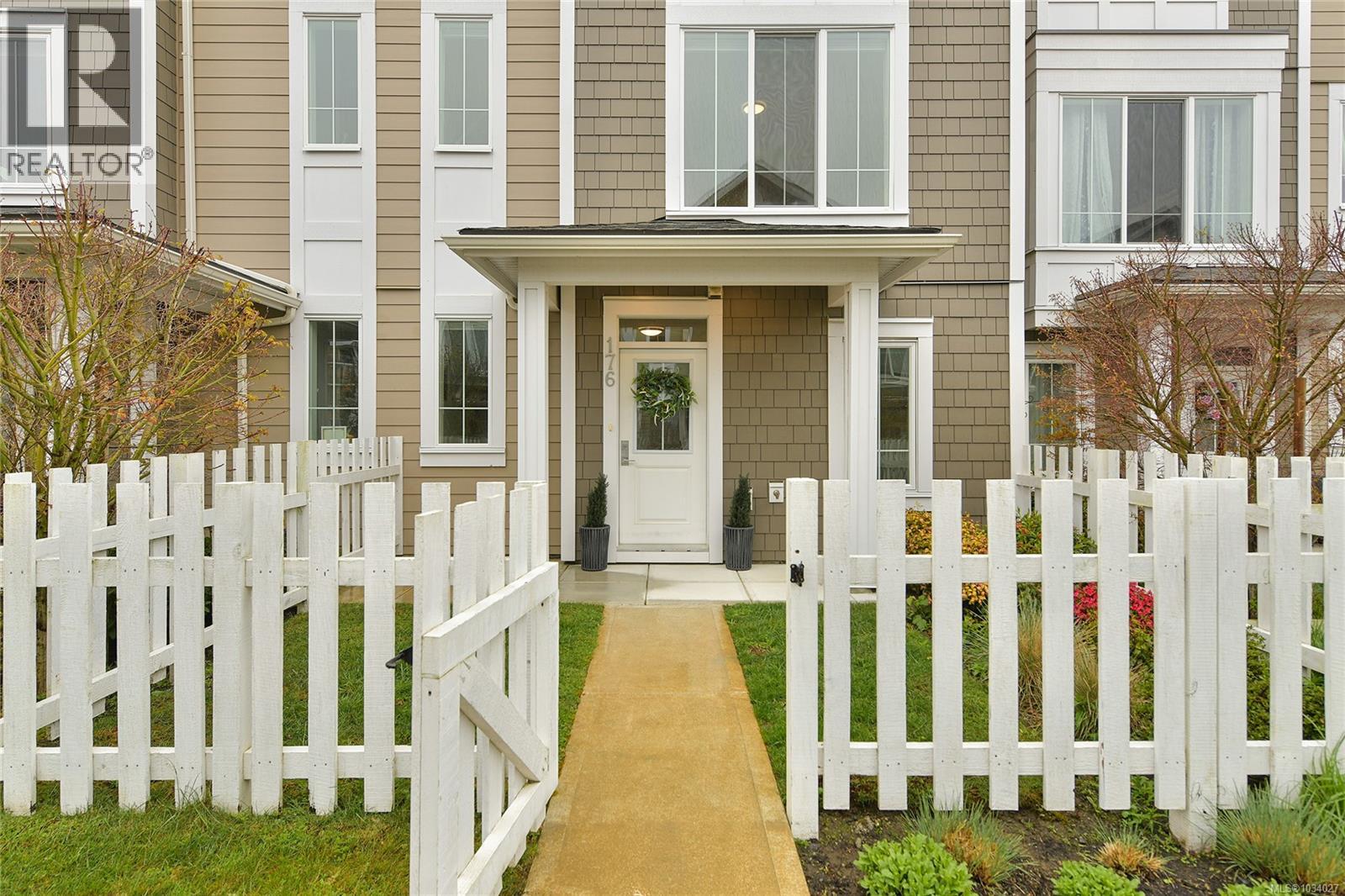 #176 3501 Dunlin St - 2