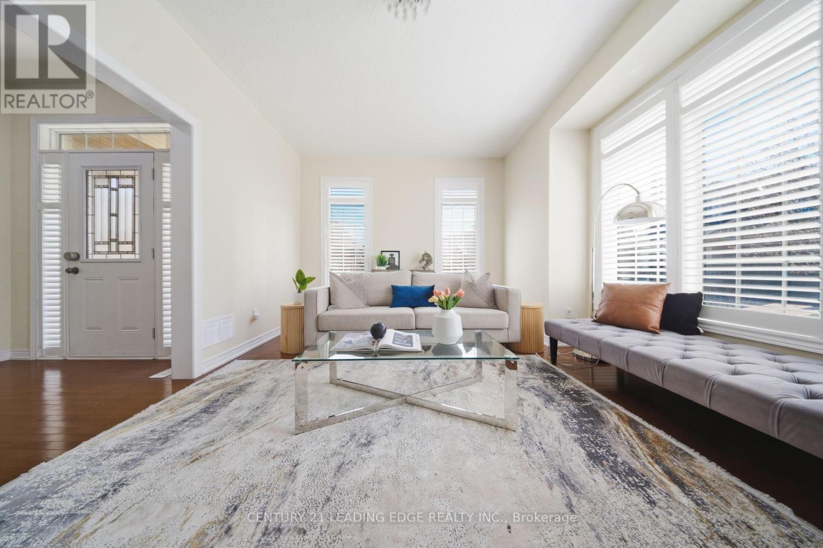 35 LOBELIA STREET - 6
