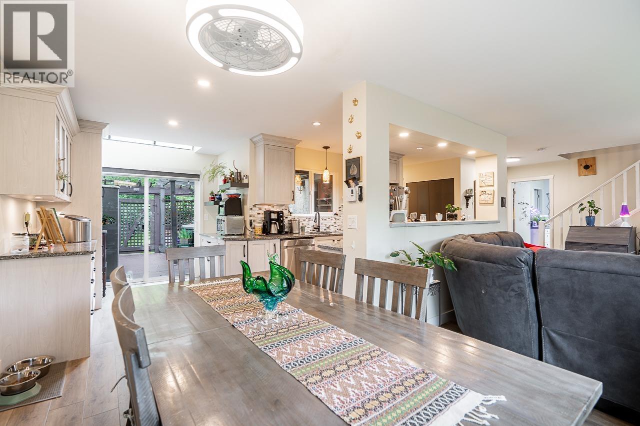 101F 3655 SHAUGHNESSY STREET, Port Coquitlam