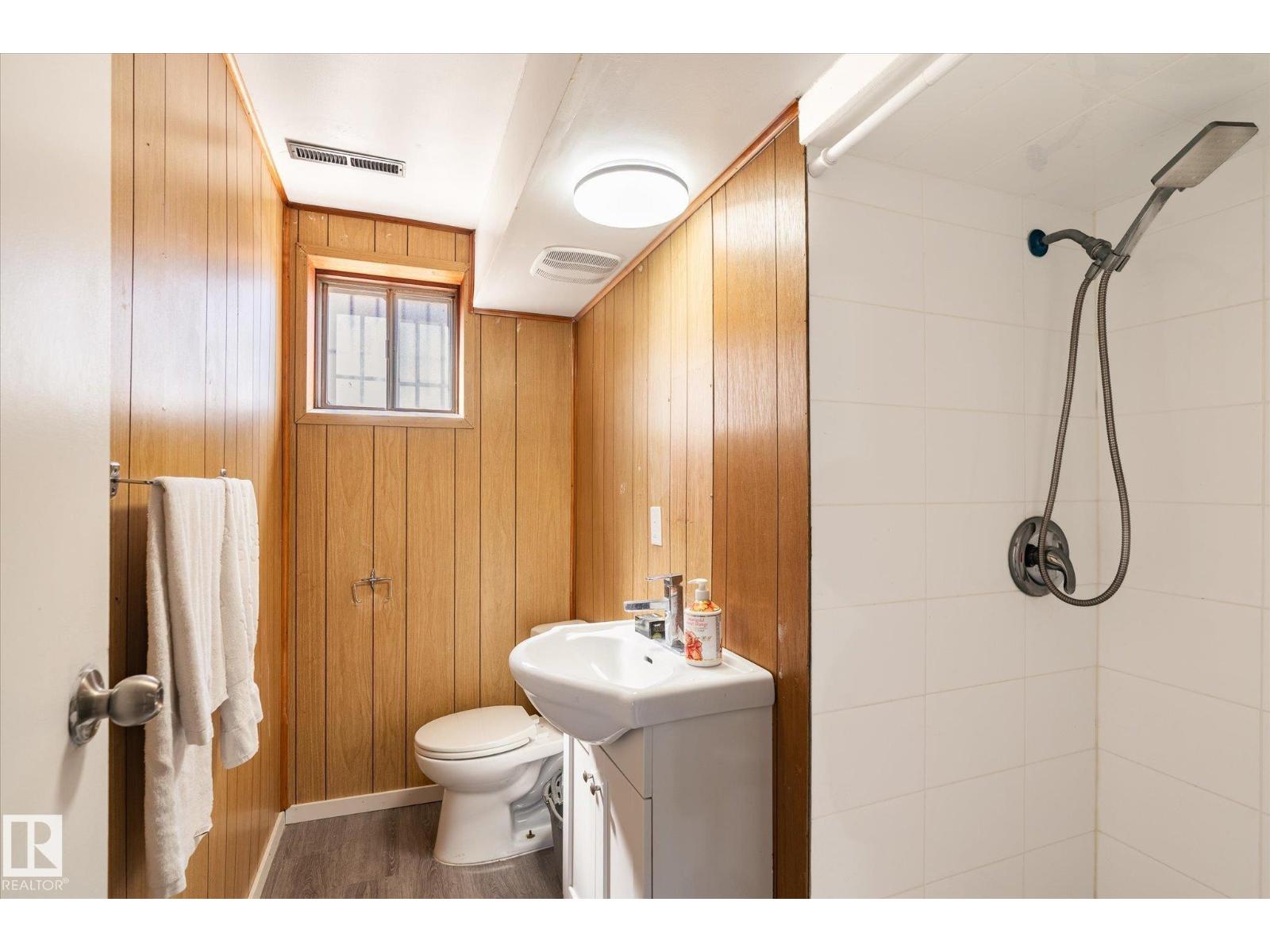 10531 128 AV NW, Edmonton