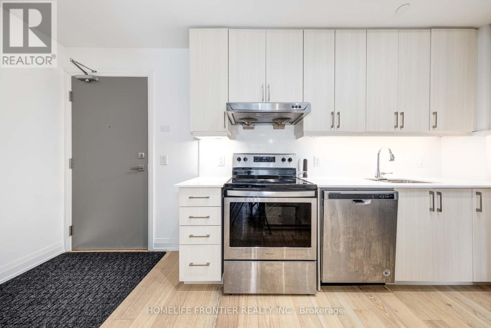 #629 591 SHEPPARD AVENUE E - 6