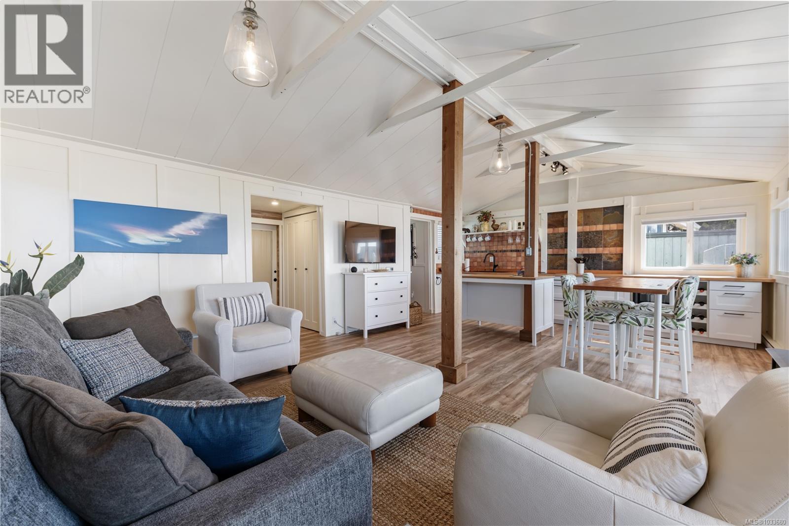 12 8895 West Coast Rd, Sooke