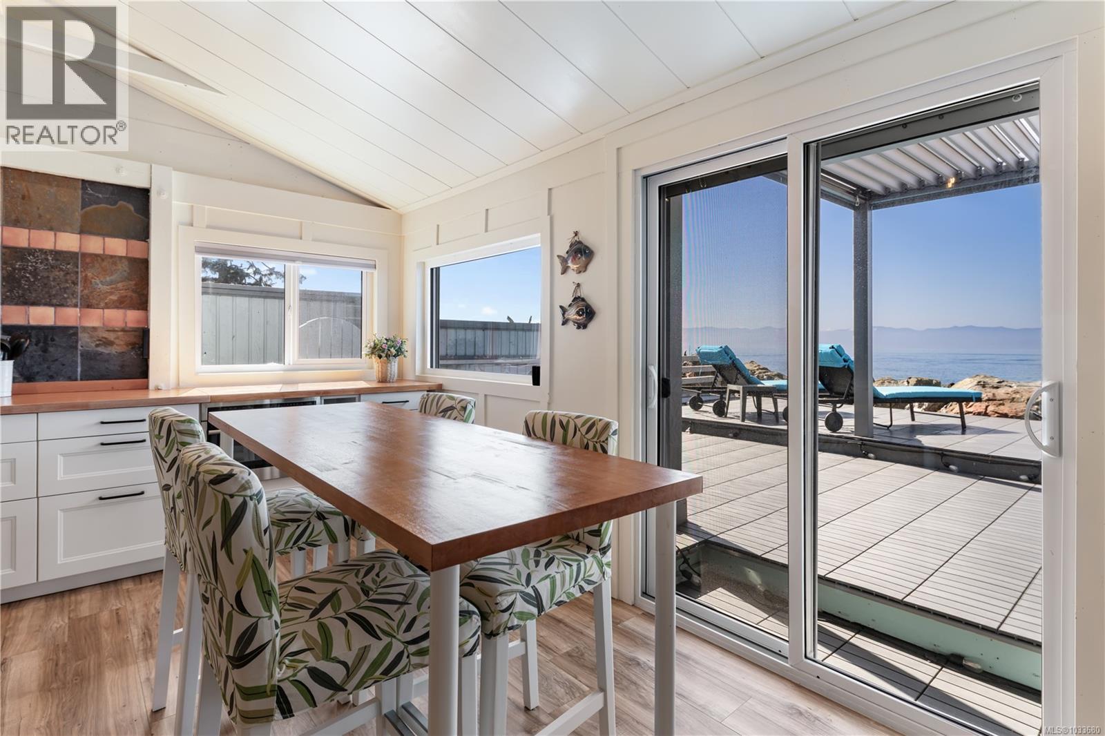 12 8895 West Coast Rd, Sooke