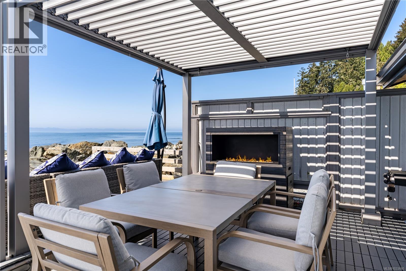 12 8895 West Coast Rd, Sooke