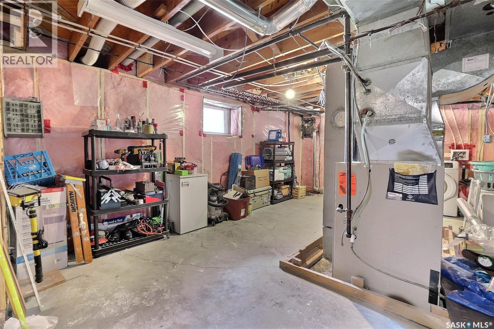 617 Mullin AVENUE E - 27